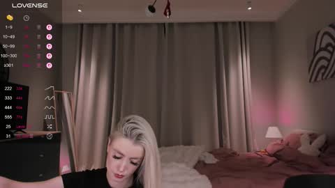 Alexandra online show from 03.28.26