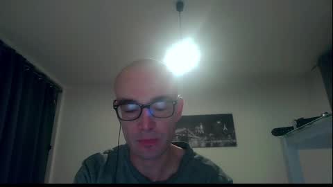 Snapshot of ssenzo chatting on 12.09.24 ssenzo online show from 12.09.24