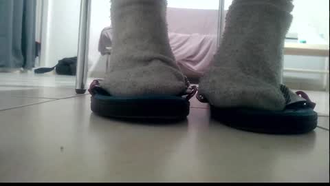 Snapshot of ssenzo chatting on 12.16.24 ssenzo online show from 12.16.24