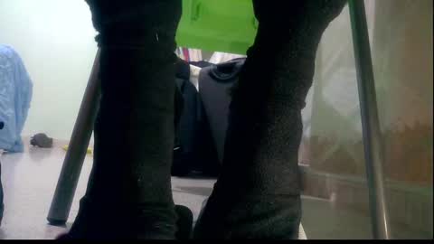 Snapshot of ssenzo chatting on 01.17.25 ssenzo online show from 01.17.25