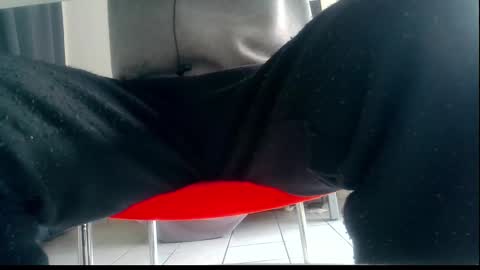 Snapshot of ssenzo chatting on 02.09.25 ssenzo online show from 02.09.25