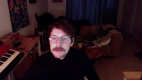 Snapshot of ssnttsnttsnss chatting on 12.02.24 Roger online show from 12.02.24