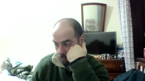 Snapshot of sstrasser chatting on 12.17.25 ShYgUy online show from 12.17.25