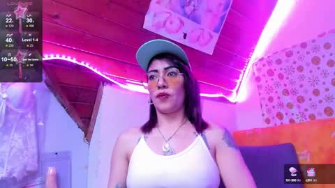 Snapshot of staacy37 chatting on 02.07.25 staacy online show from 02.07.25