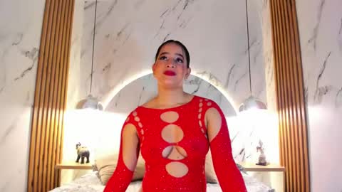 STAAR HOT online show from 11.18.25