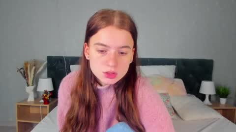 Stacey GMT5 Mo Tu We Th Fr Sa 3am -10am online show from 12.23.24