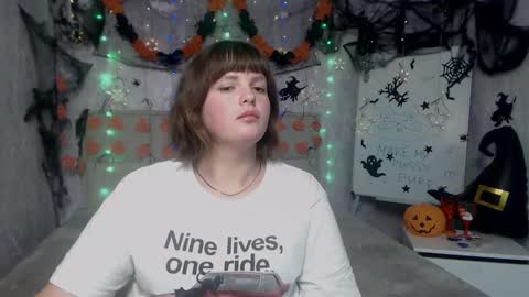 Snapshot of staceylex chatting on 11.03.25 Stacey online show from 11.03.25