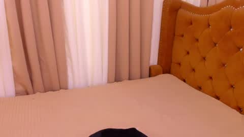 staceymariemojic online show from 08.03.26