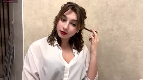 Snapshot of stacicurren chatting on 02.24.26 Elli online show from 02.24.26