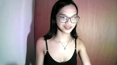 Snapshot of stacy21277373 chatting on 05.25.26 STACY online show from 05.25.26