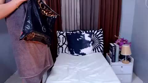 Snapshot of stacy_malena chatting on 01.17.25 stacy_malena online show from 01.17.25