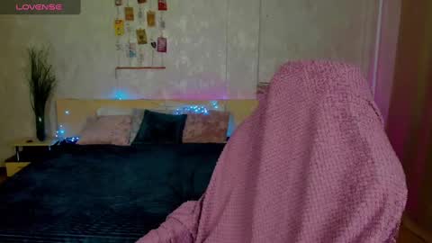 Snapshot of stacy_riiver chatting on 02.02.25 Stacy Mon Tue Wed Thu Fri Sun GMT GMT 3 1000am - 0400pm online show from 02.02.25