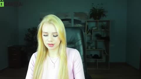 Stacy Western online show from 02.04.26