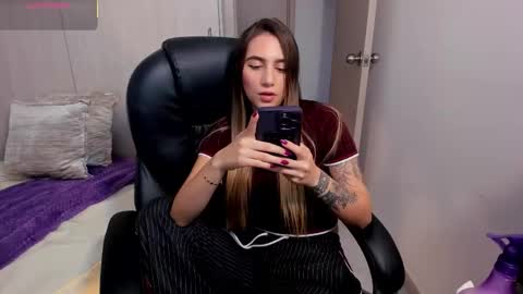 Stacy Conner online show from 10.07.25