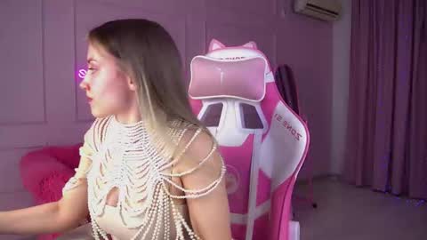 StacyEvances online show from 11.29.25