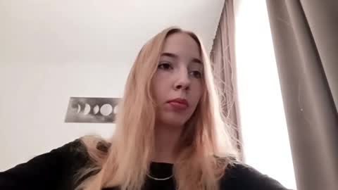 Snapshot of stacyscholle chatting on 02.24.26 Mila online show from 02.24.26