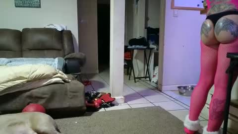 Snapshot of stacytasteme chatting on 02.02.25 Submissive Slut LOVES adoration online show from 02.02.25