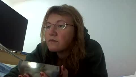 Snapshot of starlagurl chatting on 12.06.24 starlagurl online show from 12.06.24