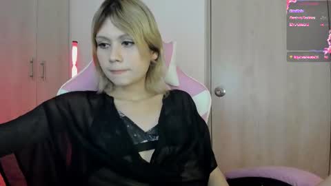 starmoonly online show from 08.04.26