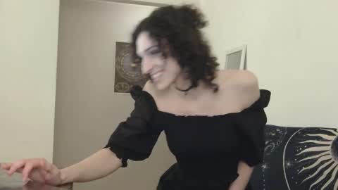 Snapshot of starry_soul chatting on 02.27.26 Evan online show from 02.27.26