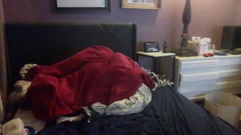 Snapshot of starshine333 chatting on 02.02.25 ashtongue online show from 02.02.25