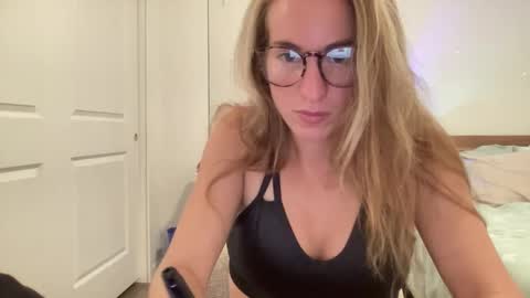 Stassiethatsororitygirl online show from 01.20.25
