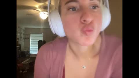 Stassiethatsororitygirl online show from 01.17.26