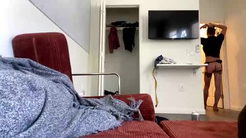 Snapshot of stealersphan chatting on 04.11.26 Stealersphan online show from 04.11.26