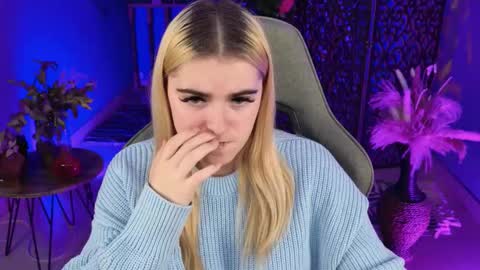 stef_nicks online show from 09.30.25