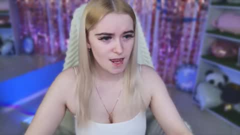 stef_nicks online show from 02.12.26