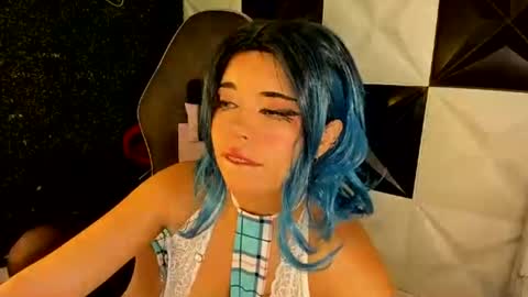 Snapshot of stefania_doll18 chatting on 07.22.26 STEFANIA online show from 07.22.26