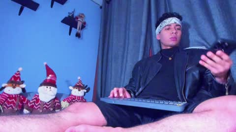 Snapshot of stefann_salvatore chatting on 12.30.24 Stefann Salvatore online show from 12.30.24