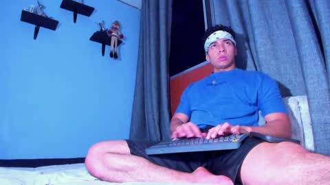 Snapshot of stefann_salvatore chatting on 01.19.25 Stefann Salvatore online show from 01.19.25