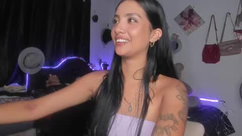 Im MiaIts my first day here  online show from 02.26.25