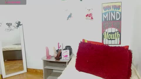 Stefanny online show from 12.06.24