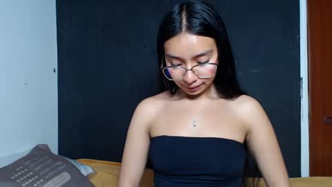 Stefanny lopez online show from 02.28.25