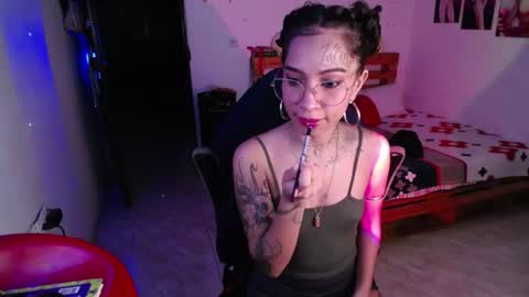   online show from 11.07.25