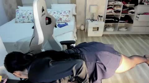 Zuly online show from 02.01.26