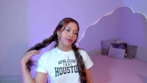 Snapshot of stefiechristen2 chatting on 12.17.24 stefie online show from 12.17.24