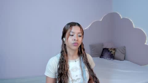 Snapshot of stefiechristen2 chatting on 01.11.25 stefie online show from 01.11.25