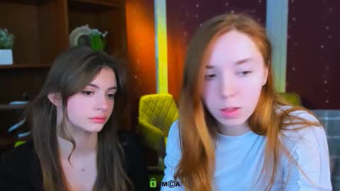 Snapshot of stella_flower chatting on 03.16.26 stella_flower online show from 03.16.26