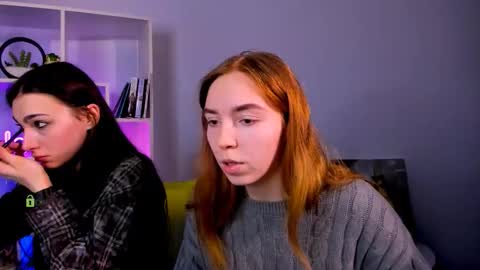 Snapshot of stella_flower chatting on 03.22.26 stella_flower online show from 03.22.26