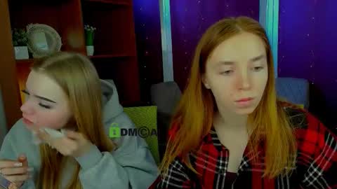 Snapshot of stella_flower chatting on 03.30.26 stella_flower online show from 03.30.26