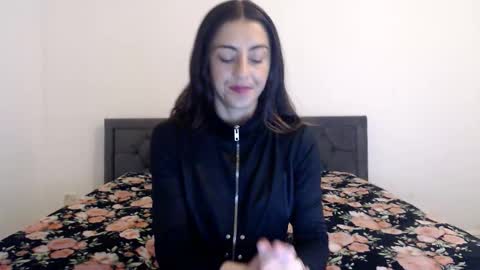 Snapshot of stella_john chatting on 09.22.25 Stella John online show from 09.22.25