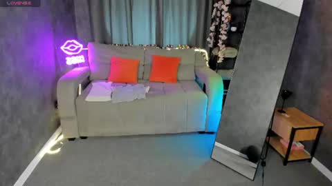 Snapshot of stella_mystic chatting on 07.26.26 Stella online show from 07.26.26