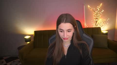 Snapshot of stellahoneywell chatting on 10.10.25 stellahoneywell online show from 10.10.25