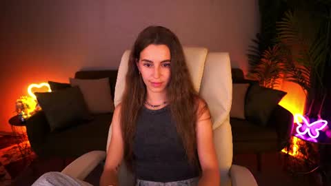 Snapshot of stellahoneywell chatting on 06.25.26 stellahoneywell online show from 06.25.26