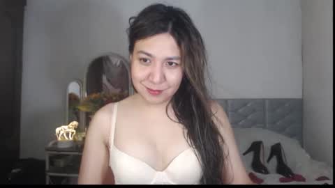 Stella online show from 12.22.25