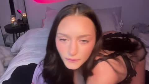 Stella Kay online show from 03.29.26