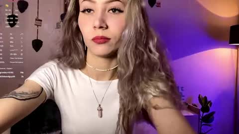 Alexia online show from 04.24.26